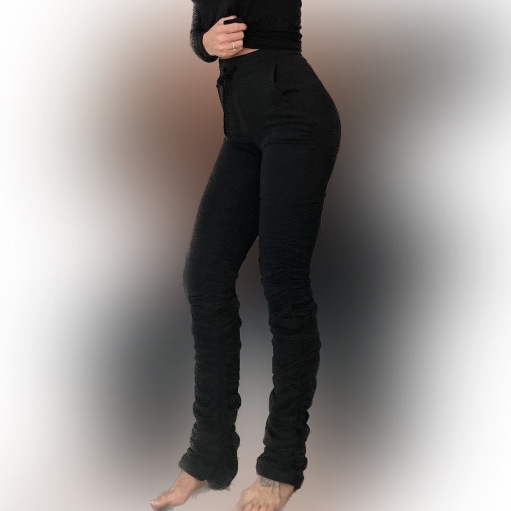 Fashion Nova high waisted scrunch leg sweats
